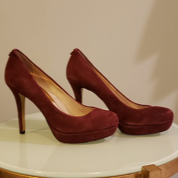 Michael by Michael Kors York Suede Platform Pumps - Picture 6 of 8